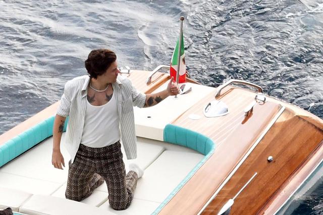 画像3: Photo:©︎Harry Styles Updates/Twitter