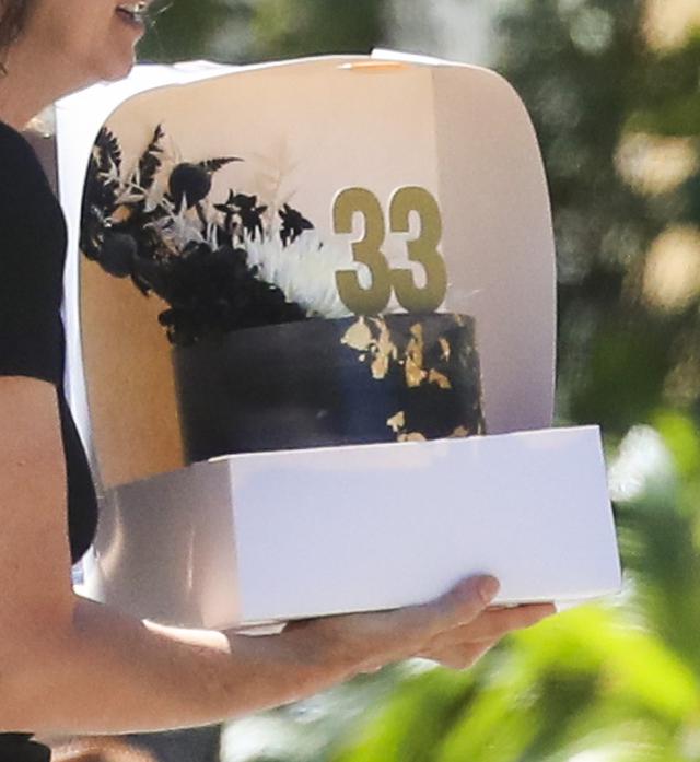 画像4: ザック・エフロンの誕生日会が開催