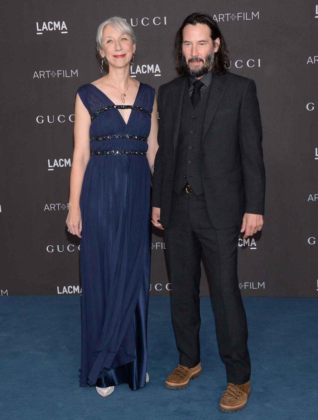 画像: LACMA Art + Film Galaでのキアヌとアレクサンドラ。