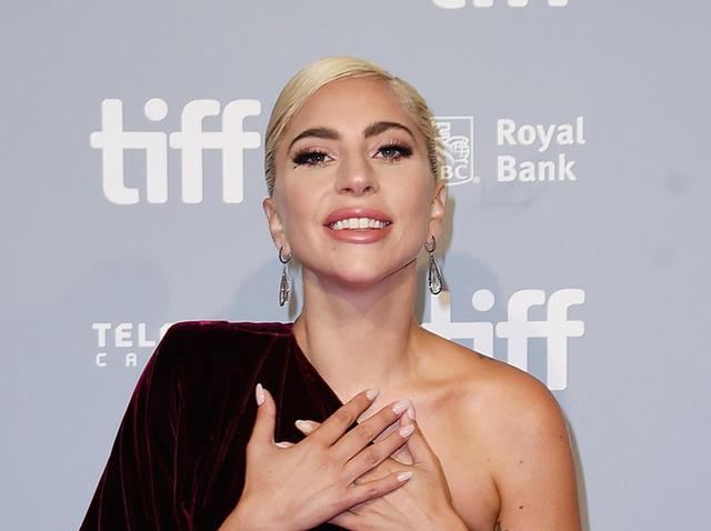 画像: リトル・ミックスが司会にチャレンジ