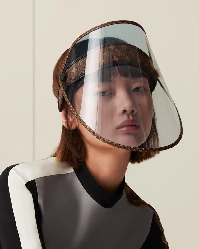 画像: ルイ・ヴィトンのフェイスシールドが登場
