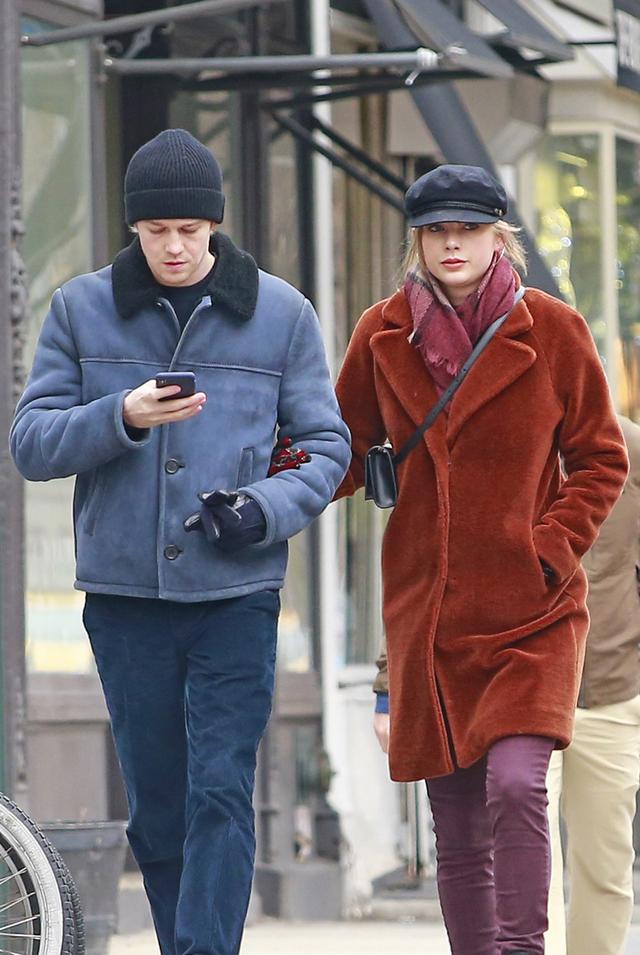 画像2: 「Betty」にもジョーが参加