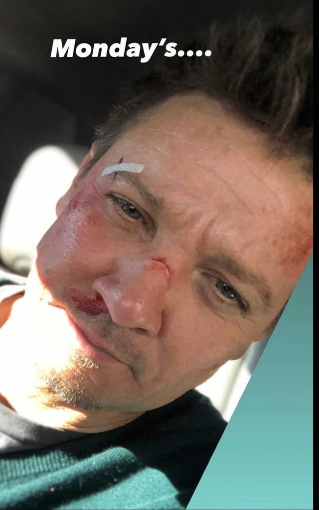 画像: JEREMY RENNER / INSTAGRAM