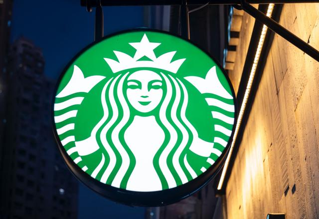 画像: スターバックスの「激甘ドリンク」のお味は…?