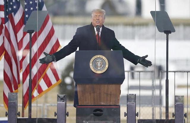 画像: トランプ大統領がビデオメッセージ「家に帰りなさい」
