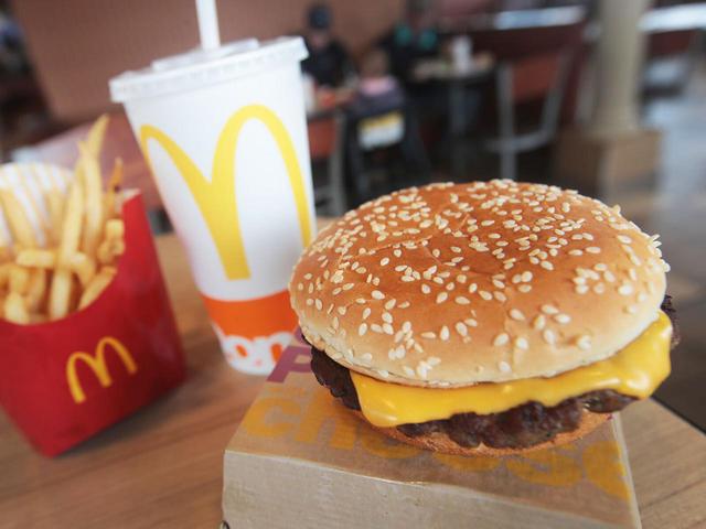 画像1: お目当ての朝マックの代わりに“アレ”を手にすることに…
