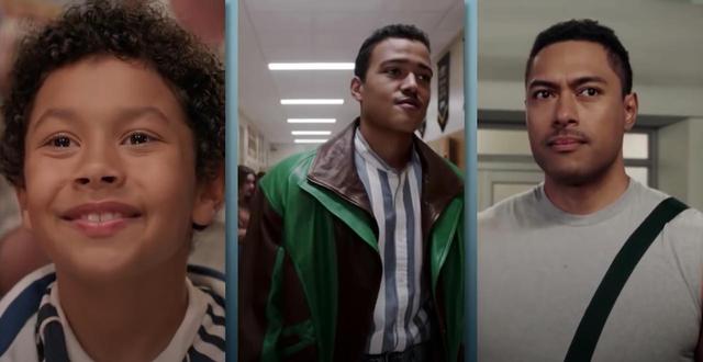 画像: 左から、エイドリアン・グルー、ブラッドリー・コンスタント、ウリ・ラトゥケフ。3人ともドウェイン役。 Photo:©︎Young Rock/NBC