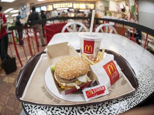 画像: マクドナルド、ゴミを使ったアイテム