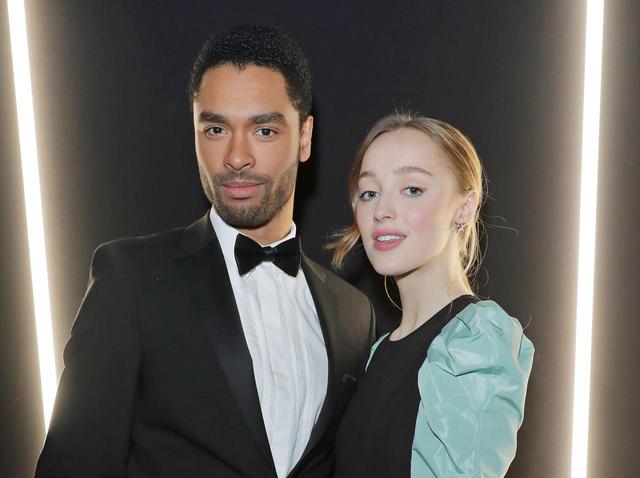 画像: レゲ=ジャン・ペイジとフィービー・ディネヴァー。