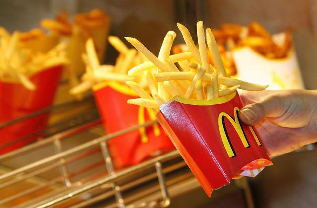 画像: 熱々のポテトがゲットできる「あの方法」も店員に不評