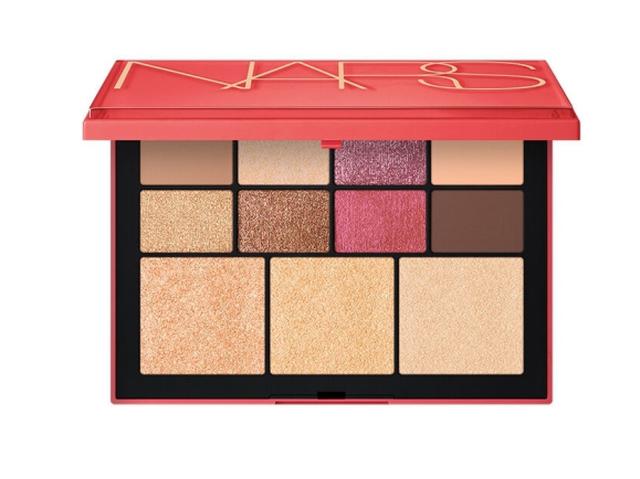 画像: NARS「ユーフォリア フェースパレット」1.2g(x8),4g(x3) 7,600円(税込8,360円)