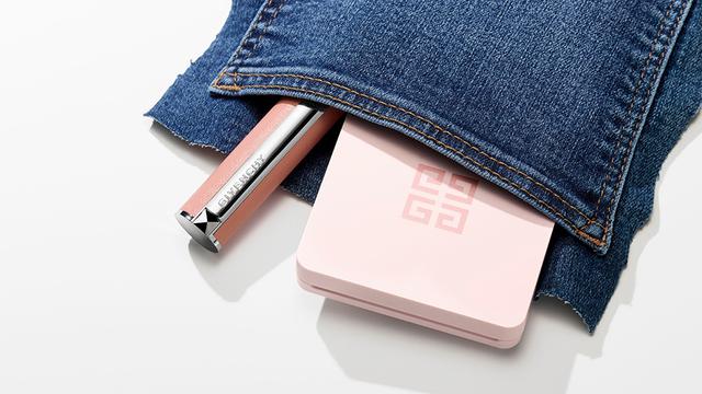 画像: ジバンシイ「ランタンポレル ブロッサム クリーム コンパクト」 12g 9,680円(税込)