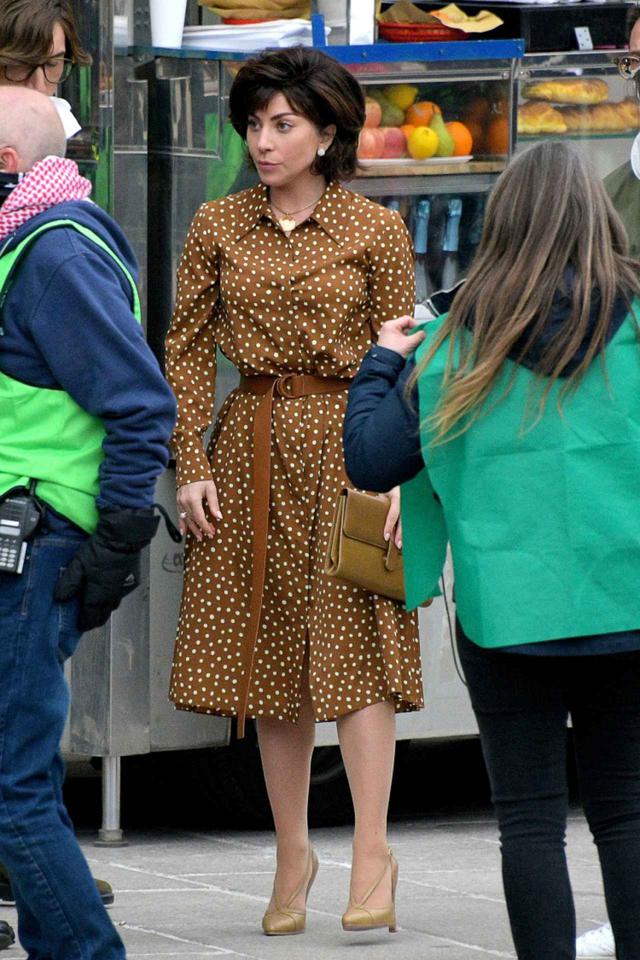 画像1: レディー・ガガ、映画撮影の現場でどんどん“悪女度”が増していく…