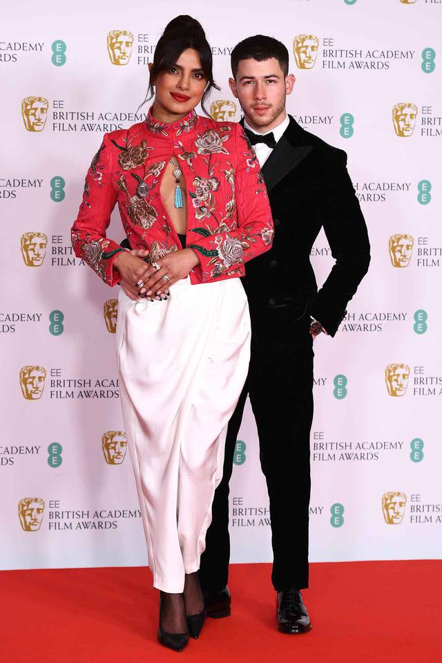 画像2: 英国アカデミー賞(BAFTA)のレッドカーペットの様子をお届け