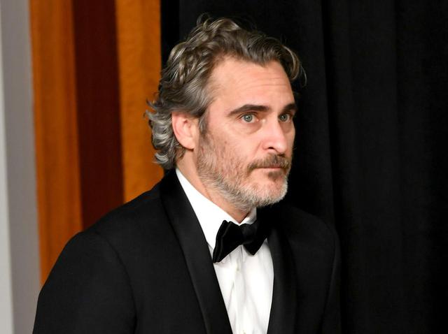 画像: ホアキン・フェニックス演じるジョーカー