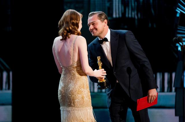 画像3: エマ・ストーンのほとばしる「レオ様愛」