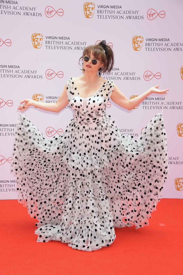 画像4: BAFTA TVアワードにセレブのレカペスタイルをお届け