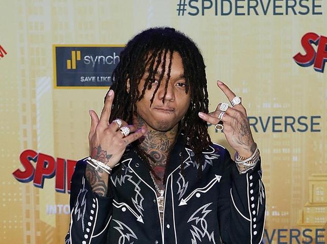 画像: スウェイ・リーがお金をバラまいた理由