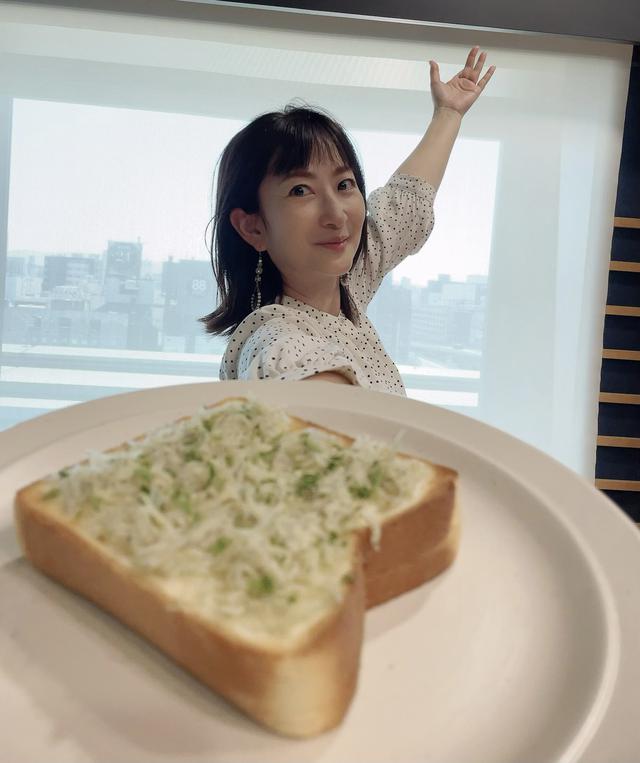 画像2: しらすガーリックトースト