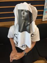 画像: 宇多田ヒカルさんの「オリジナル・Tシャツ」を【3名様】にプレゼント!