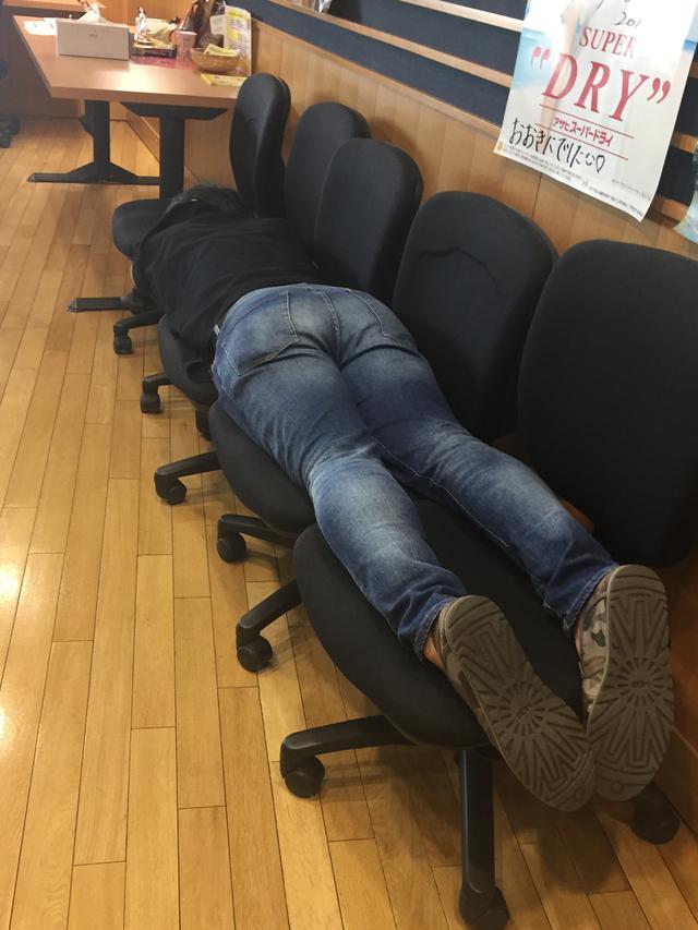 画像: 朝早かったんですよ。