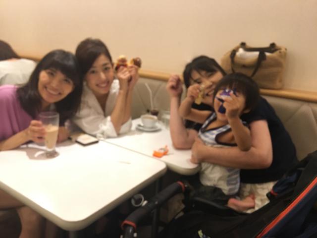 画像: 元メ〜テレアナウンサーの五月女結ちゃん。メ~テレ時代から常に私にとって心の友。 いつもありがとう♡せっかくの集合写真がぼけちゃいました笑。
