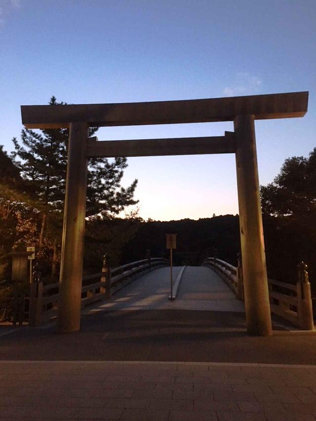 画像: 何度訪れても、神々しい空気に感動する。