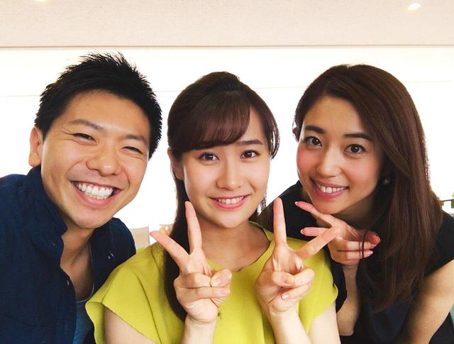 画像: 塩尻アナ(右)島津アナ(中)と。