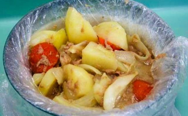画像7: 災害時に役立つ「ポリ袋調理法」 カレーライス&ツナじゃがに挑戦!!