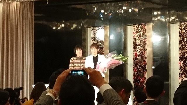 画像: 引退会見。100人以上の記者で私の席からはこんな景色。