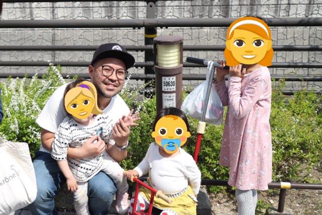 画像: この後、父どうしは喫茶店で語り合うのでした。