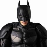 画像3: 『ダークナイト』でクリスチャン・ベールが演じたバットマンのディテールにこだわったフィギュアが登場!