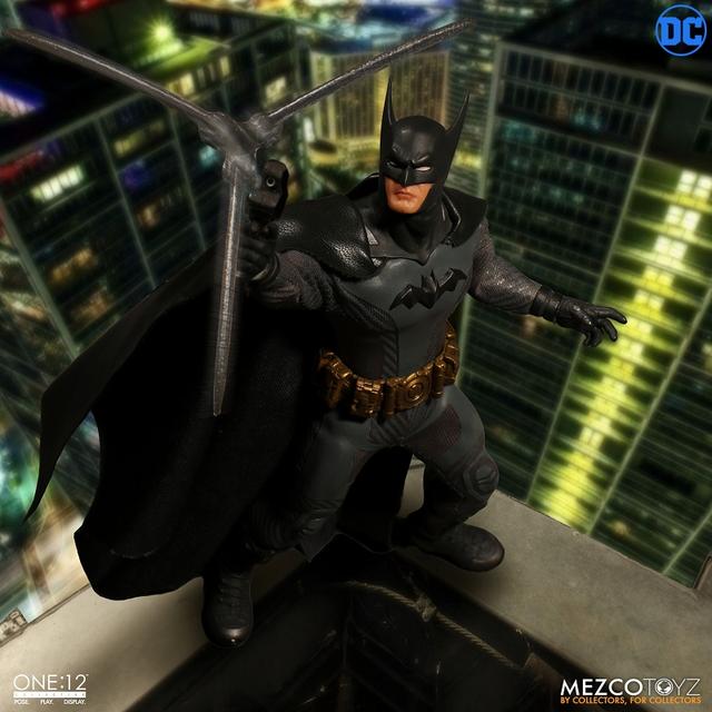 画像3: 「アセンディング・ナイト」版バットマンがフィギュア化!
ケレン味あるコミックデザインならでは「バットマン」を再現