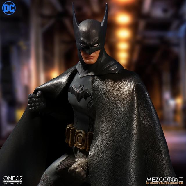 画像2: 「アセンディング・ナイト」版バットマンがフィギュア化!
ケレン味あるコミックデザインならでは「バットマン」を再現