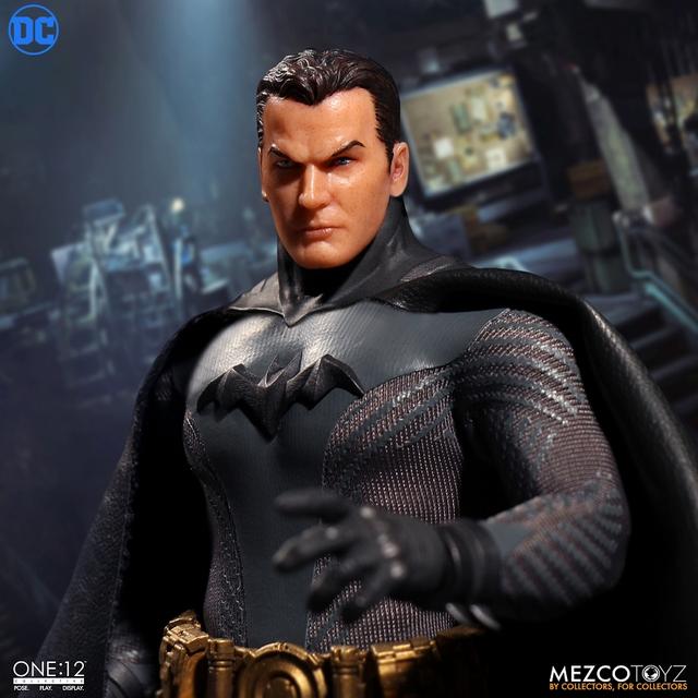 画像5: 「アセンディング・ナイト」版バットマンがフィギュア化!
ケレン味あるコミックデザインならでは「バットマン」を再現