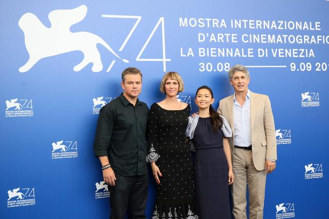 画像: ベネチア国際映画祭でオープニングを飾った