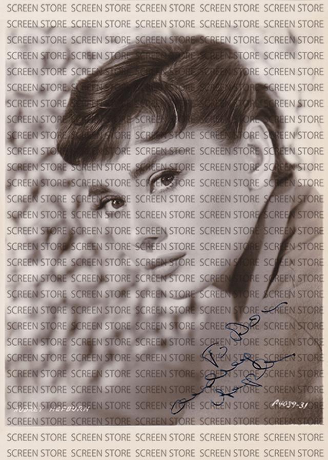 画像4: オードリー・ヘプバーン【没後25年 追悼特別企画】 第二弾!
ヴィンテージオートグラフを限定100セットでポートレート化!
2月11日(日)AM011:00より発売開始!