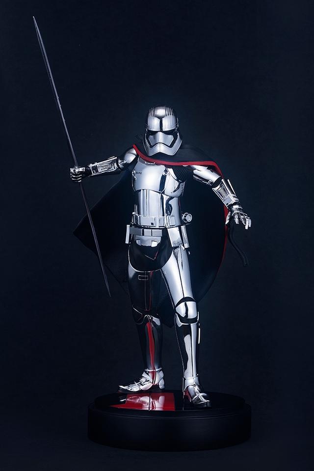 画像1: 特徴的なメタリックアーマーをメッキで表現したキャプテン・ファズマがARTFX」シリーズで登場!
