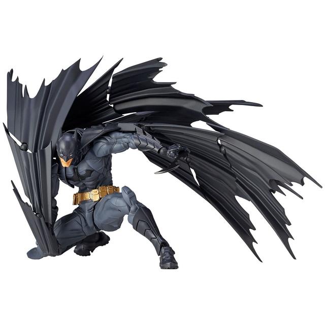 画像4: 様々なポージングに対応できるアメイジング・ヤマグチに
DCヒーロー「バットマン」が初参戦!