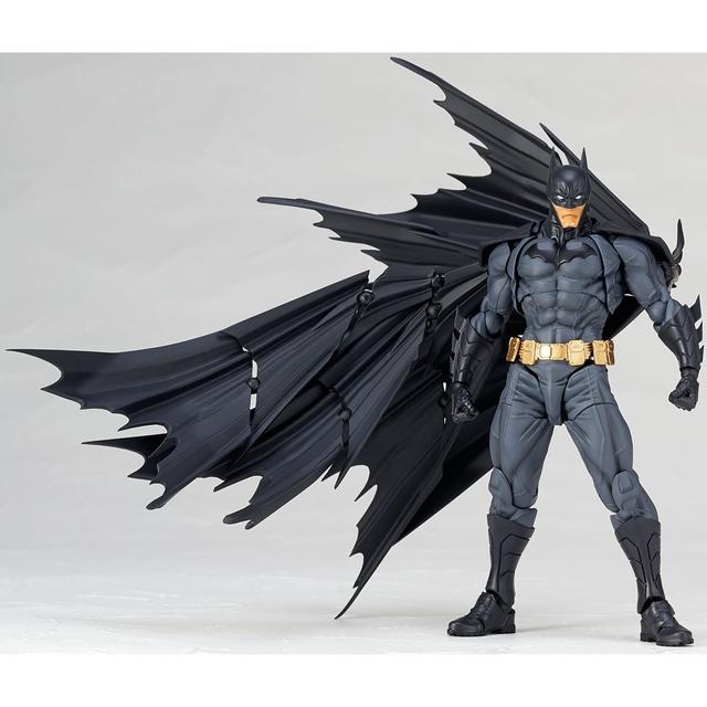 画像5: 様々なポージングに対応できるアメイジング・ヤマグチに
DCヒーロー「バットマン」が初参戦!
