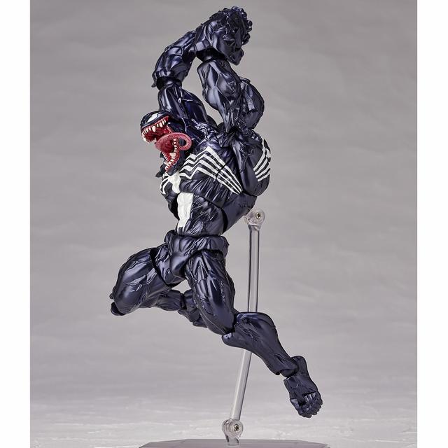 画像6: 「ヴェノム」の幅広い可動域を実現したリボルテックが再販決定!
スパイダーマンを一回り大きくしたボディサイズはど迫力!