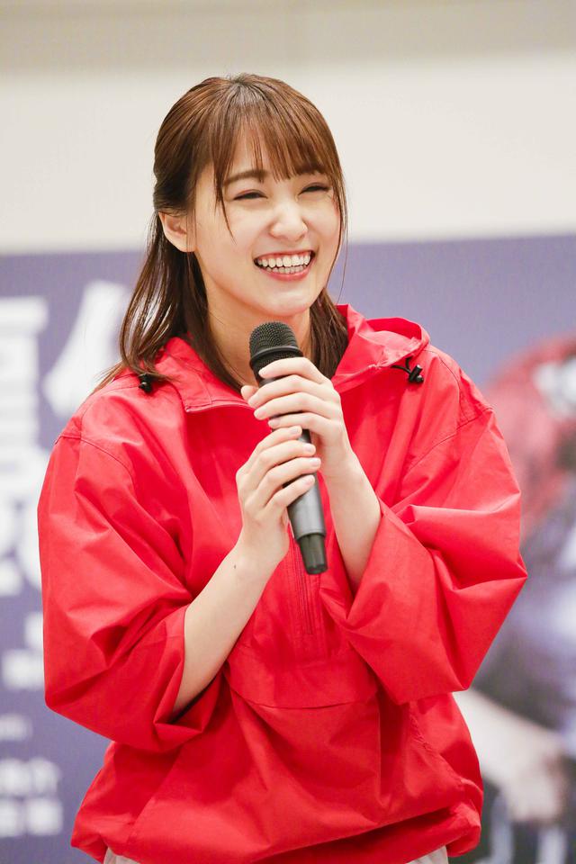 画像: 8代目の神林美智子を演じる 欅坂46のキャプテン 菅井友香