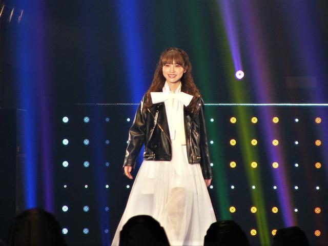 画像1: 加藤史帆(日向坂46)