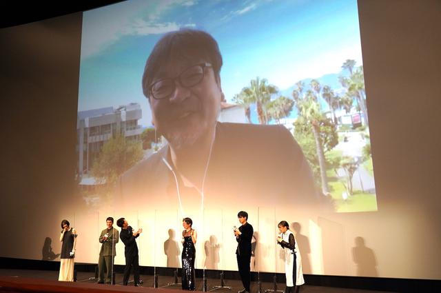 画像7: 朝ドラ1話分のスタンディングオベーション!細田守監督がカンヌでの反響をリポート『竜とそばかすの姫』初日舞台挨拶