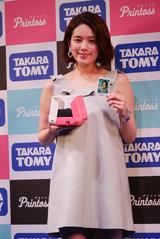 画像: やっぱりカワイイ筧さん。ピンク(SAKURA)の「プリントス」がとってもお似合い。