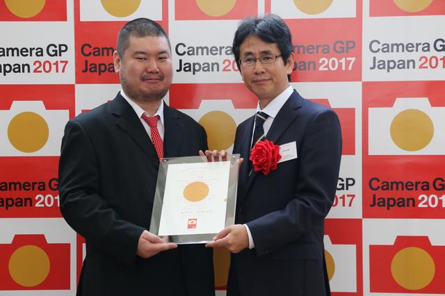 画像: 「カメラグランプリ2017レンズ賞」は オリンパスM.ZUIKO DIGITAL ED 12-100mm F4.0 IS PROに