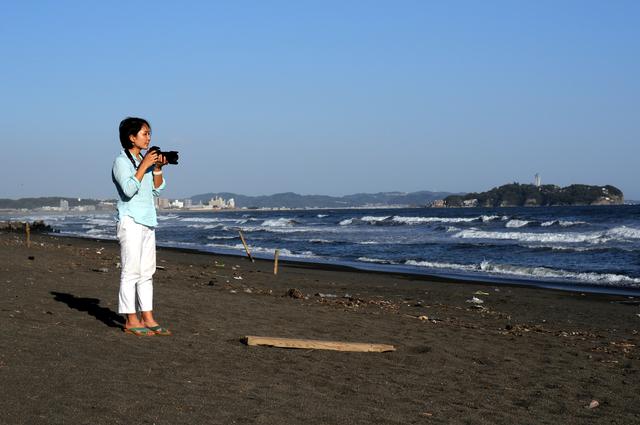 画像: ほぼ毎日、地元の海岸を散策し撮影をする大門さん。