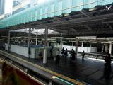 画像: B:午前10時30分頃撮影。何番ホームの何号車から撮った?(回答例:13番ホーム3号車)