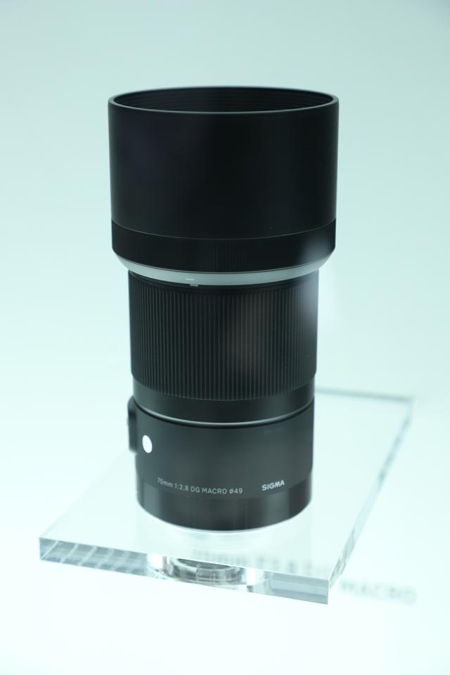 画像4: 注目のレンズは開発中の2本! 105mmF1.4と70mmF2.8!