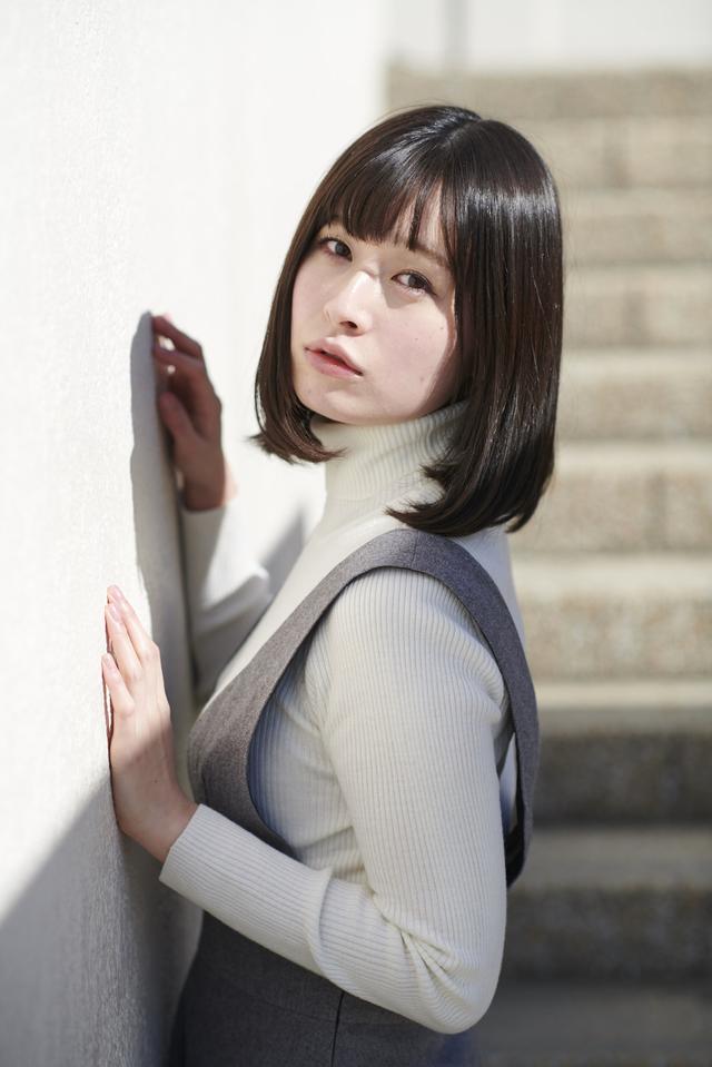 画像: ポートレートの達人、河野英喜が激写!本誌で好評連載中「発掘!アイドル図鑑」File006片瀬ふみ奈さん。その2